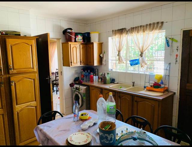 3 BEDROOM HOUSE FOR SALE IN CROSBY